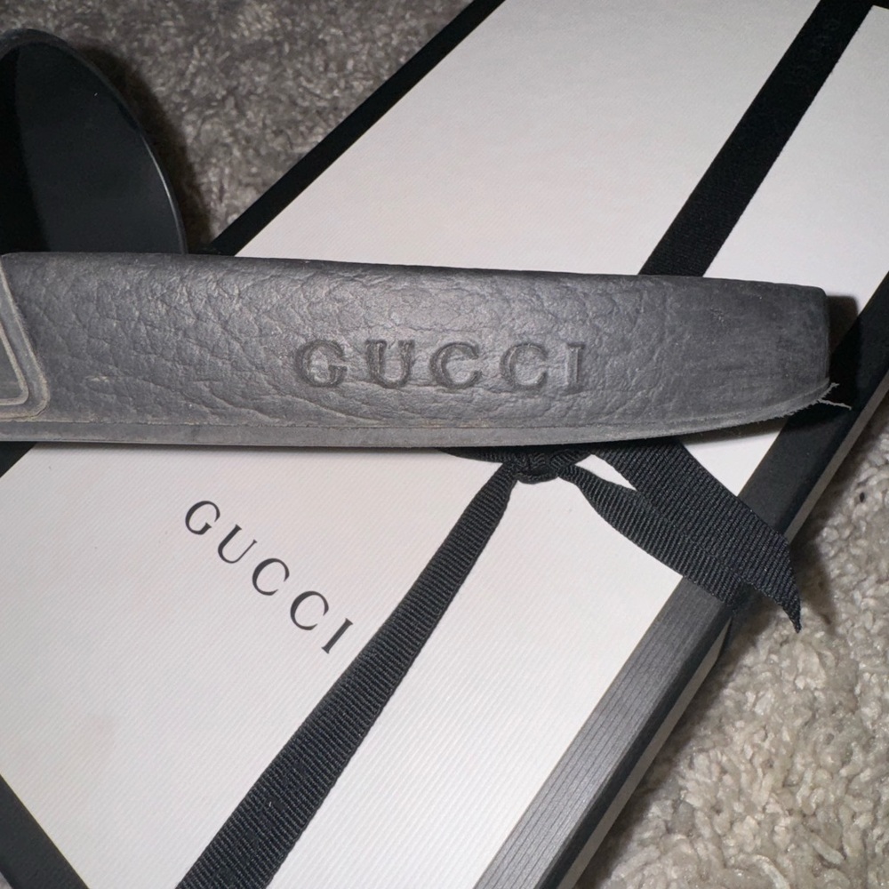 Gucci slides - Picture 2 of 5